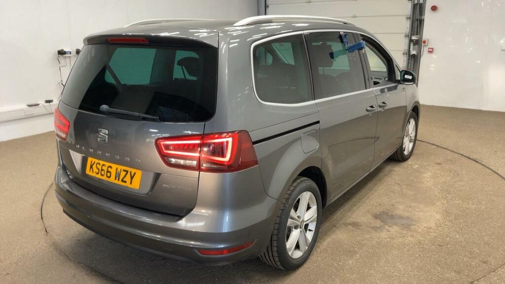 Seat Alhambra 2.0 Tdi Ecomotive Se Grey #4