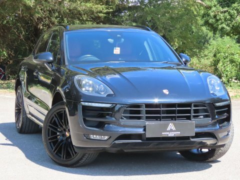 Porsche Macan 3.0 Td V6 Black #3