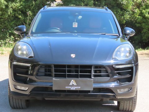 Porsche Macan 3.0 Td V6 Black #2