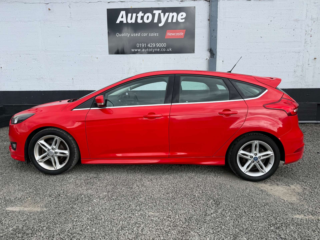 Ford Focus 1.0T Ecoboost Zetec S Hatchback Euro NA15OUH Red #5