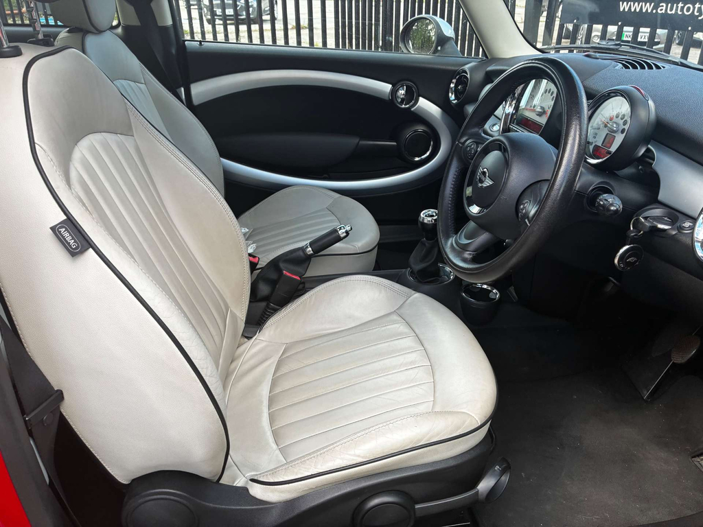 Mini Clubman 1.6 One D Euro 5 Ss Silver #25