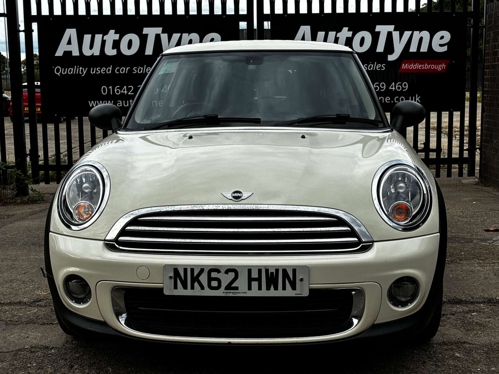 Mini Hatch One NK62HWN #2