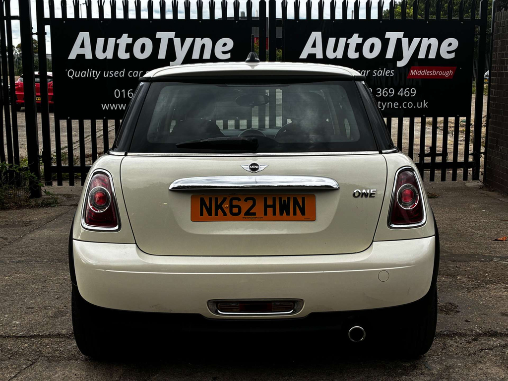 Mini Hatch One NK62HWN #5