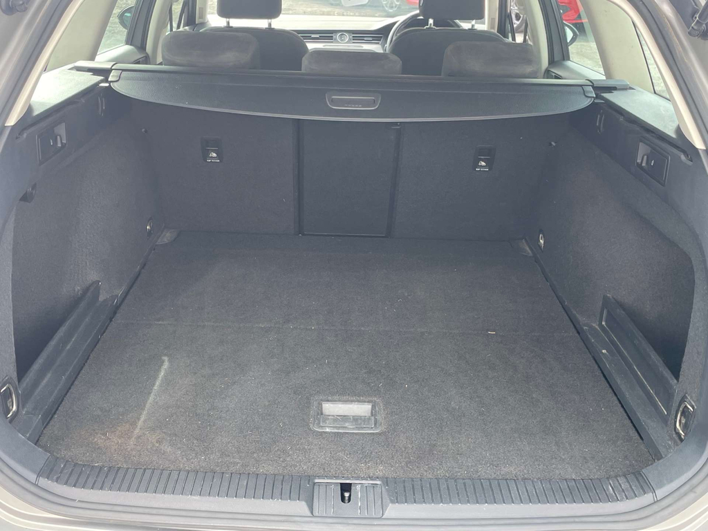 Volkswagen Passat Estate 2.0 Tdi Bluemotion Tech Se Business Euro 6 Blue #11