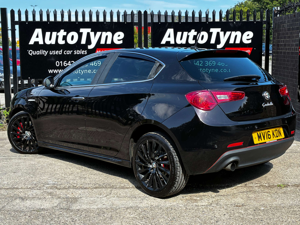 Alfa Romeo Giulietta Tb Multiair Qv Line Hatchback Tct Euro 6 S #6