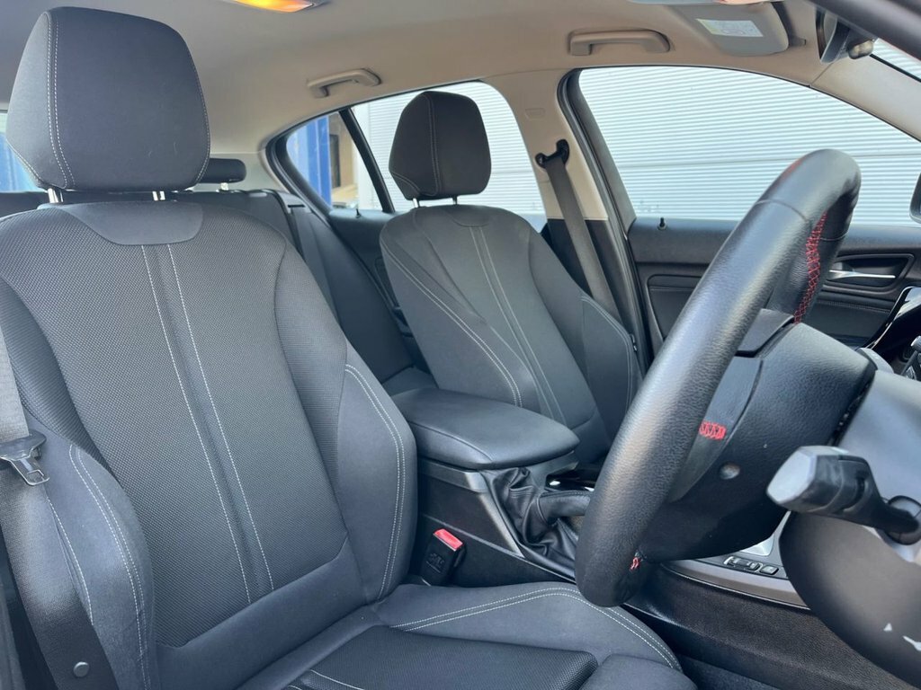 BMW 1 Series 2L Sport Grey #6