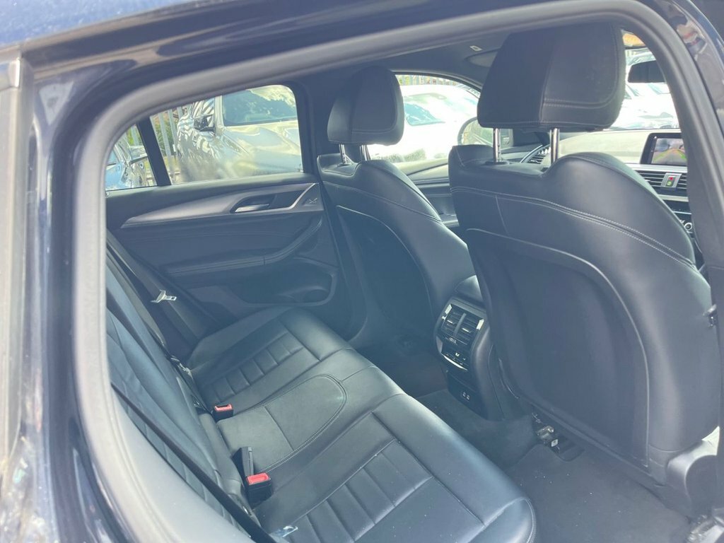 BMW X4 2L M Sport Black #6