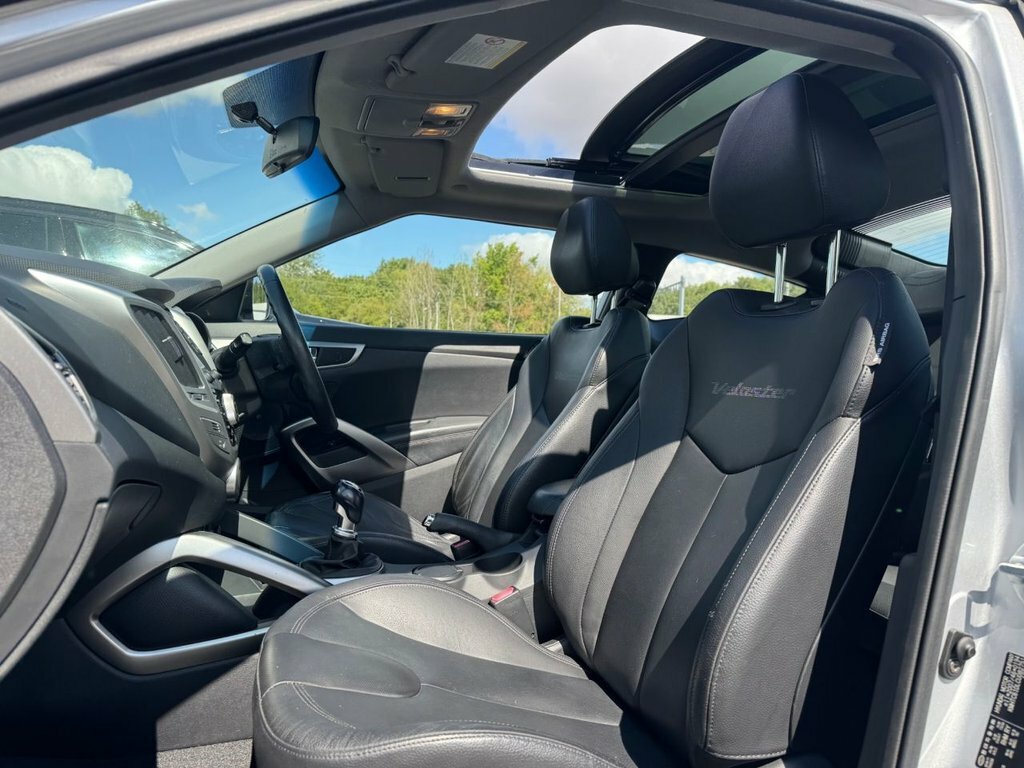 Hyundai Veloster 1.6L Gdi 138 Bhp Silver #7