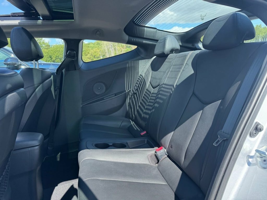 Hyundai Veloster 1.6L Gdi 138 Bhp Silver #13