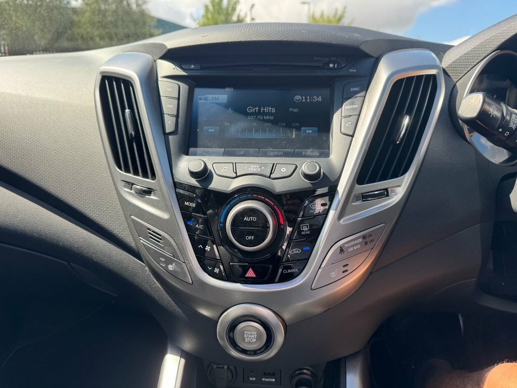Hyundai Veloster 1.6L Gdi 138 Bhp Silver #15