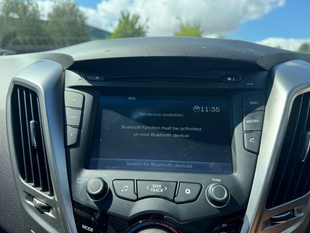 Hyundai Veloster 1.6L Gdi 138 Bhp Silver #18