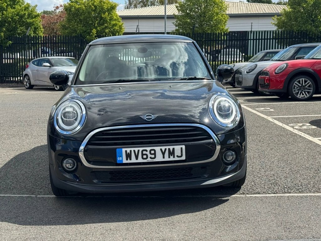 Mini Hatch 1.5L Cooper Classic Black #2