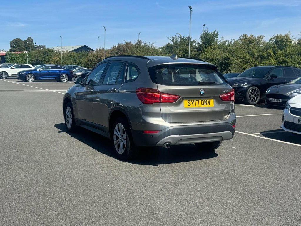 BMW X1 2L Se Silver #3