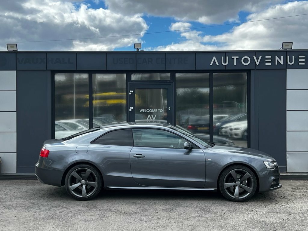 Audi A5 2L Black Edition Grey #3