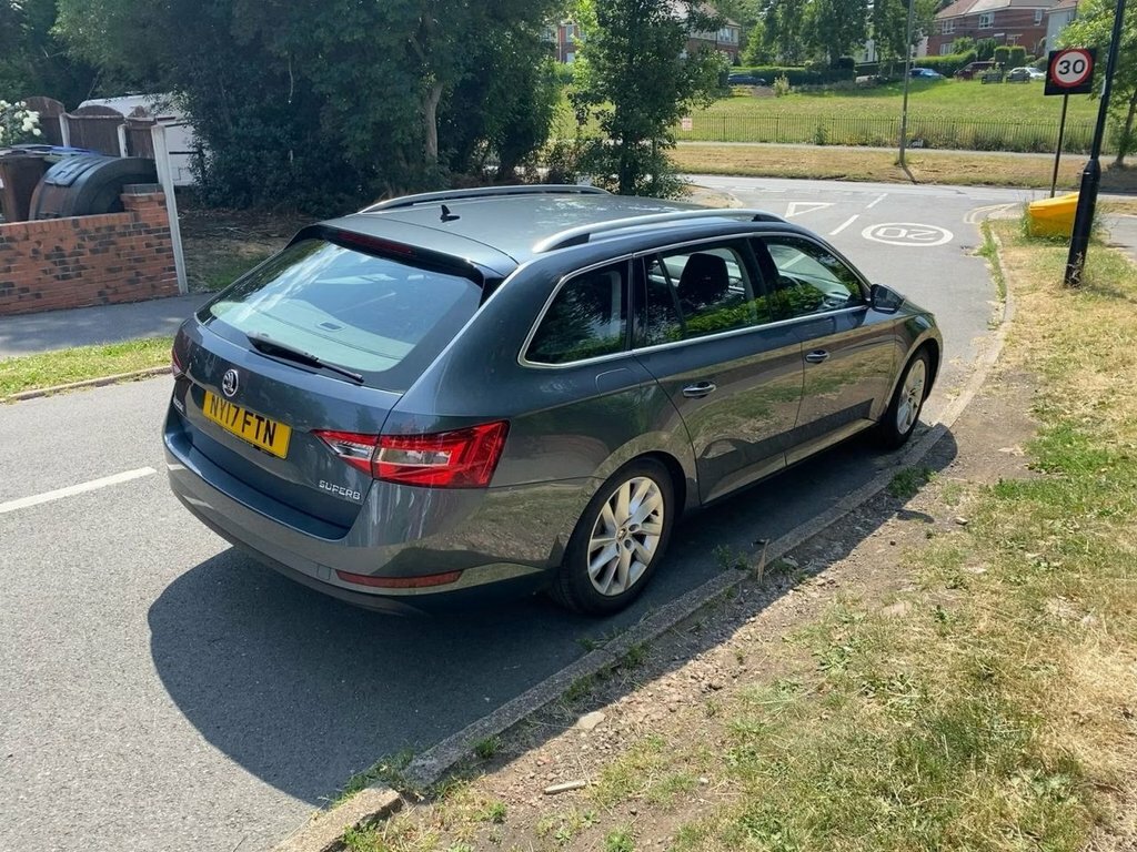 Skoda Superb 1.6L Se Grey #4