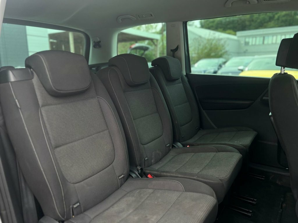 Volkswagen Sharan 2.0 Tdi Scr 150 Se Nav Dsg Black #11