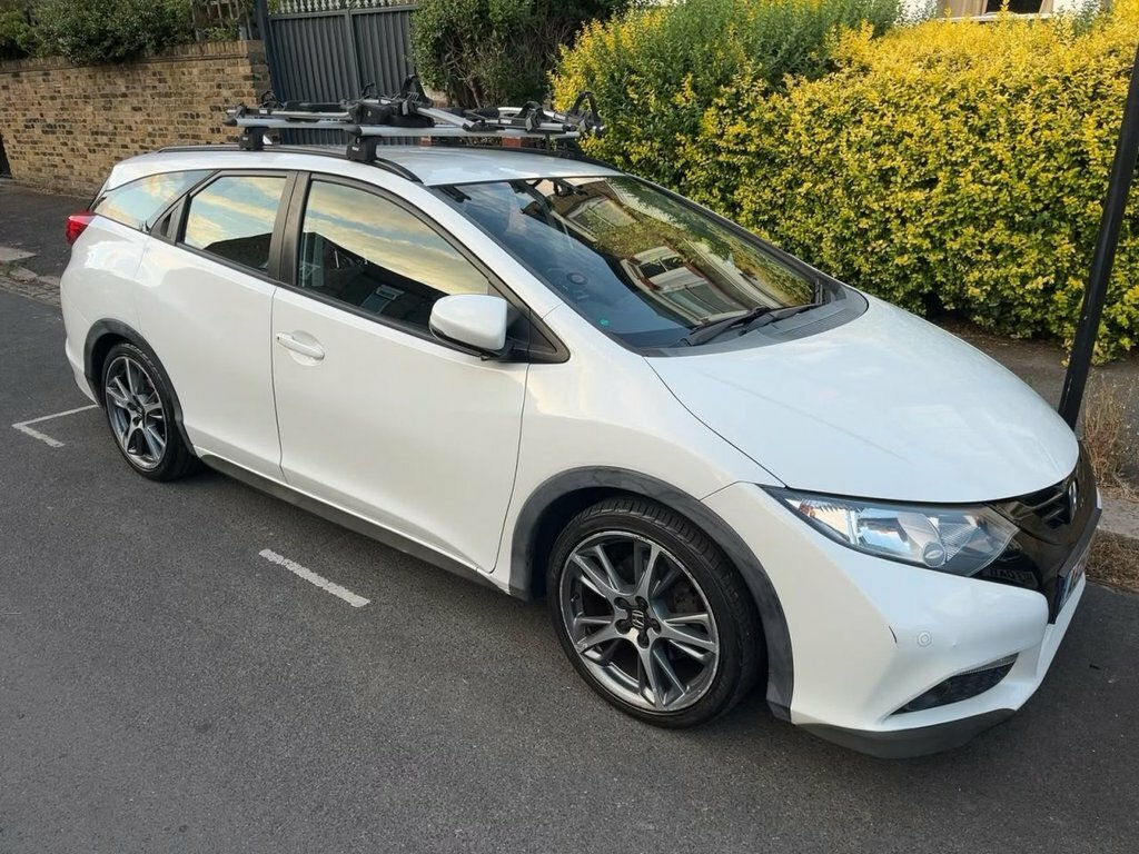 Honda Civic 1.8L Se Plus White #2