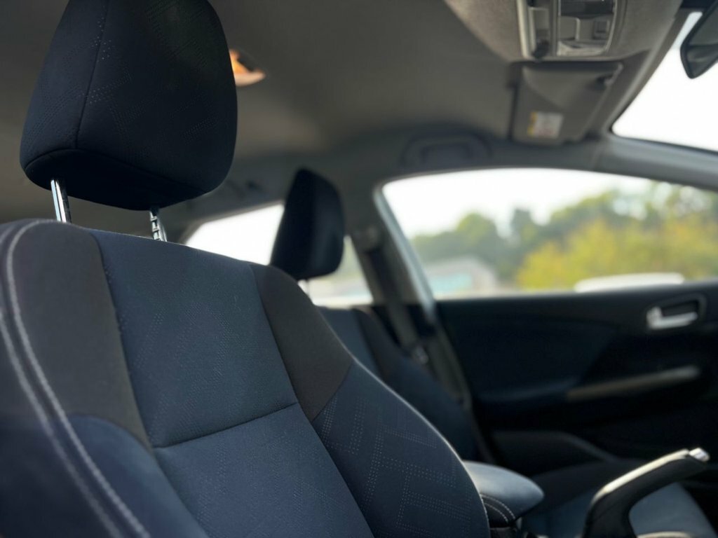 Honda Civic 1.8L Se Plus White #4