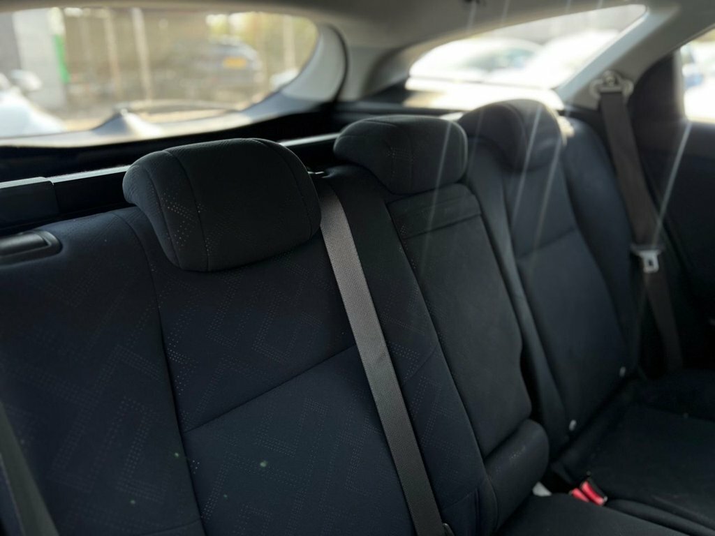 Honda Civic 1.8L Se Plus White #5