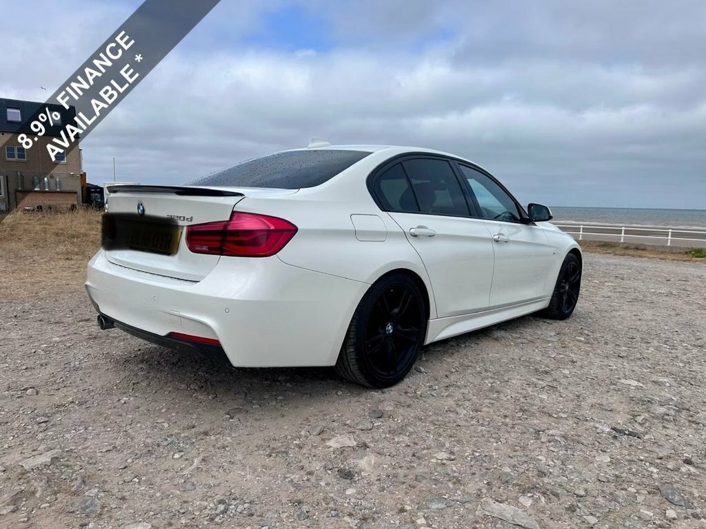 BMW 3 Series Estate 2.0 330I M Sport Touring Euro 6 Ss White #2