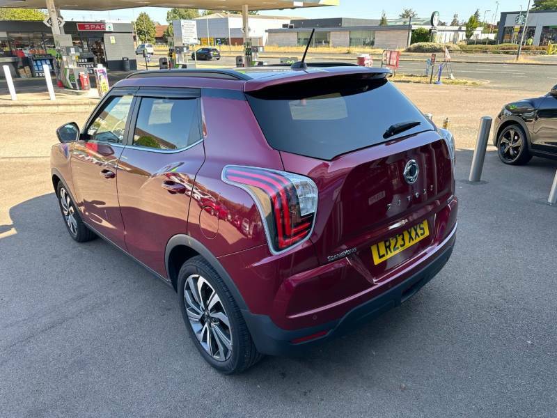 SsangYong Tivoli 1.5P Ultimate Red