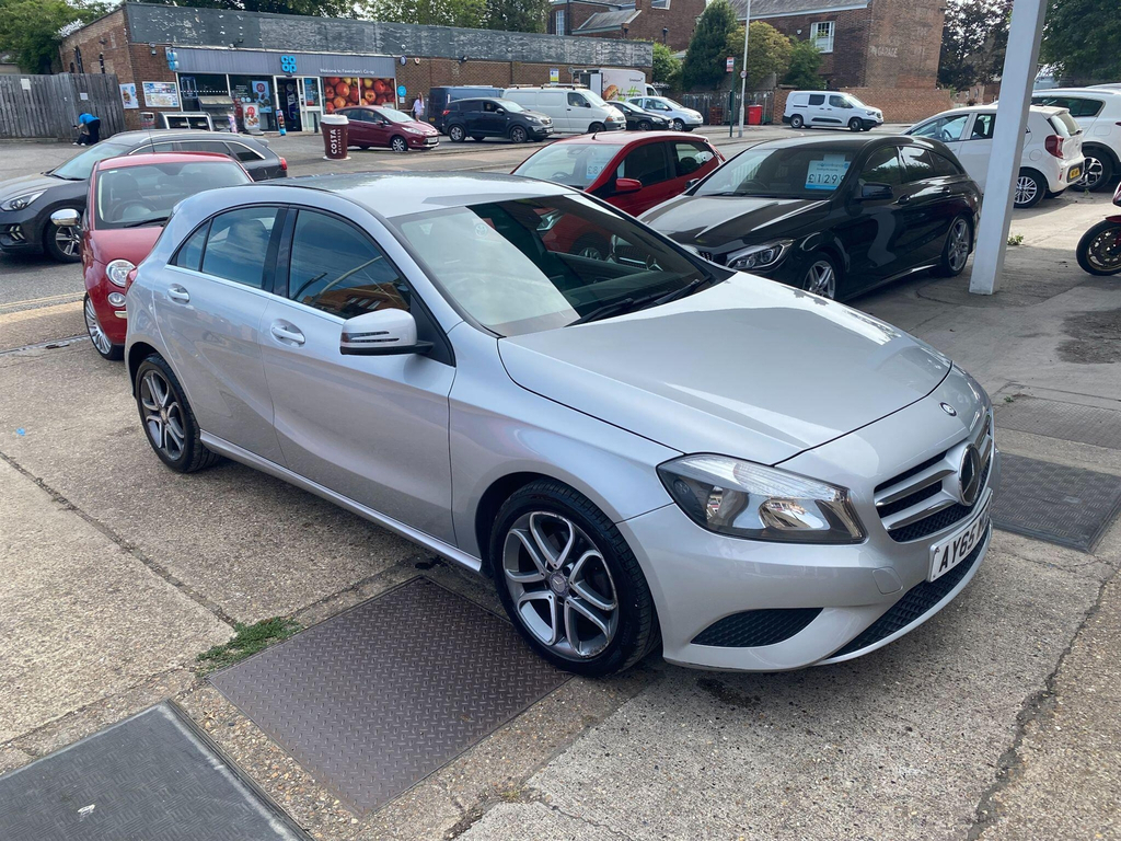 Mercedes-Benz A Class 1.6 Sport 7G-dct Euro 6 Ss AY65WCO  #2