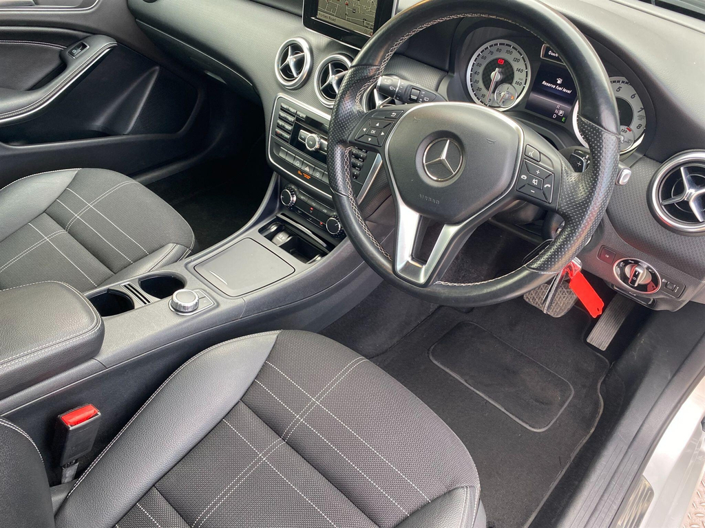Mercedes-Benz A Class 1.6 Sport 7G-dct Euro 6 Ss AY65WCO  #4