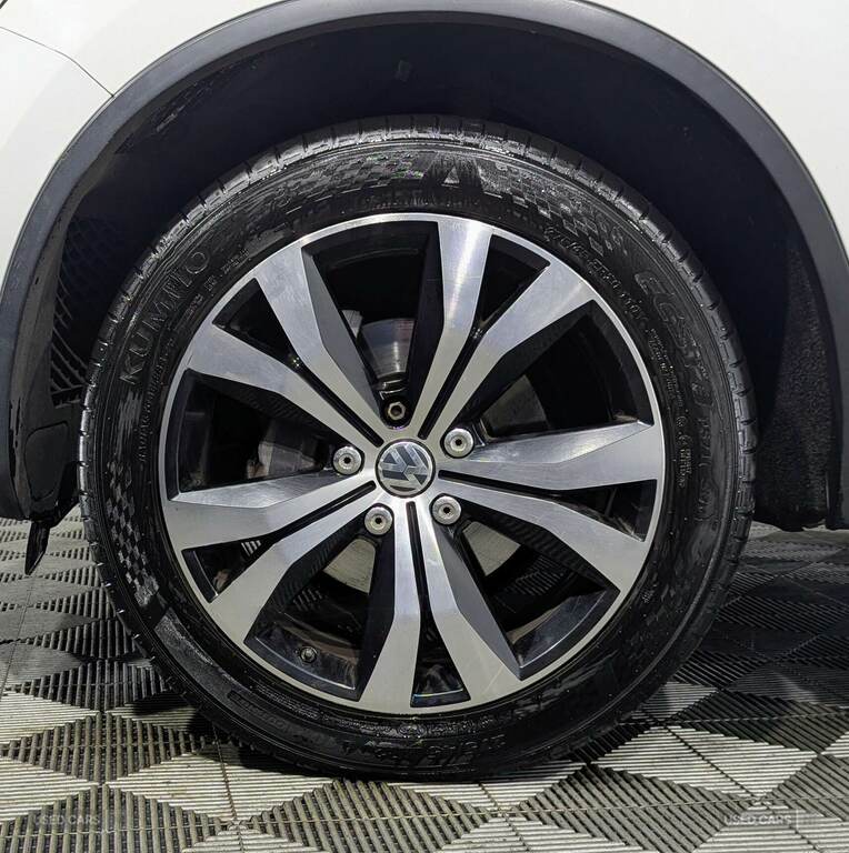 Volkswagen Touareg 3.0 V6 Tdi Bluemotion Tech 262 R-line Tip White #3
