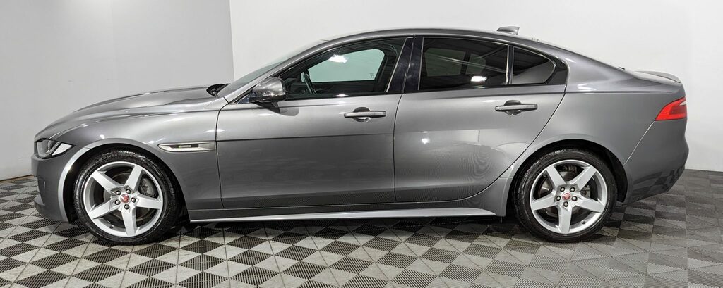 Jaguar XE 2.0D 180 R-sport Grey #3
