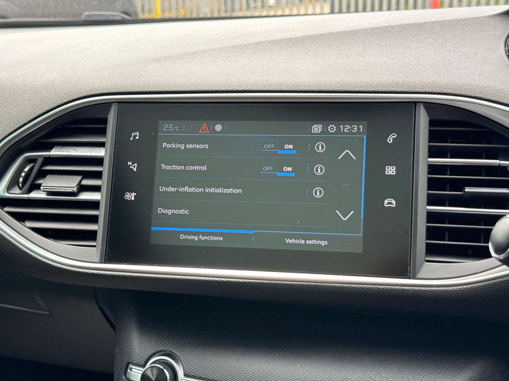 Peugeot 308 308 Active Blue Hdi Ss White #75