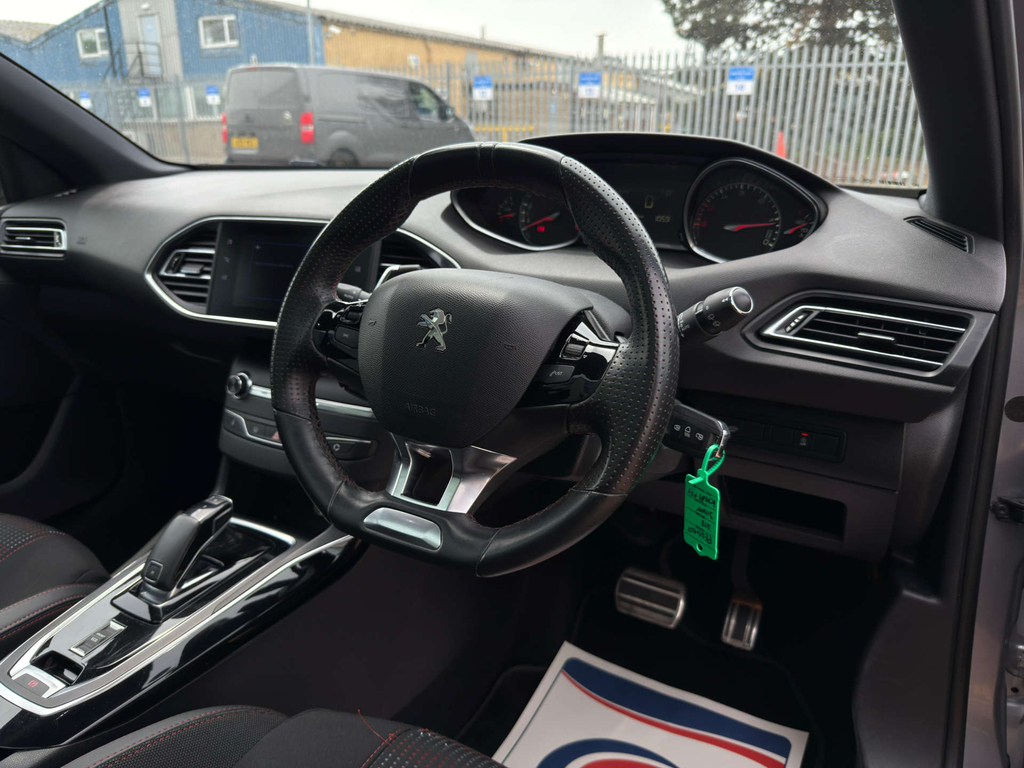 Peugeot 308 308 Active Blue Hdi Ss White #15