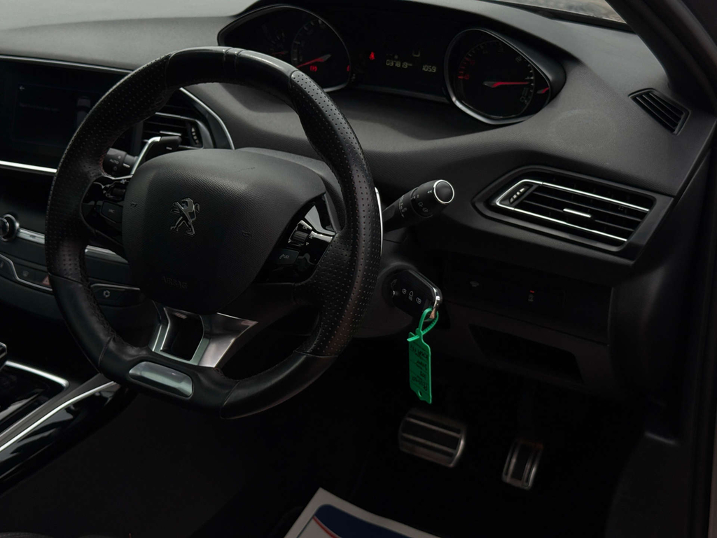 Peugeot 308 308 Active Blue Hdi Ss White #50