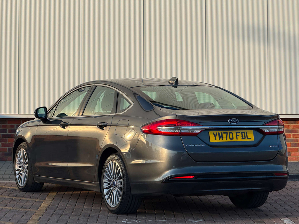 Ford Mondeo Titanium Edition Hev #4