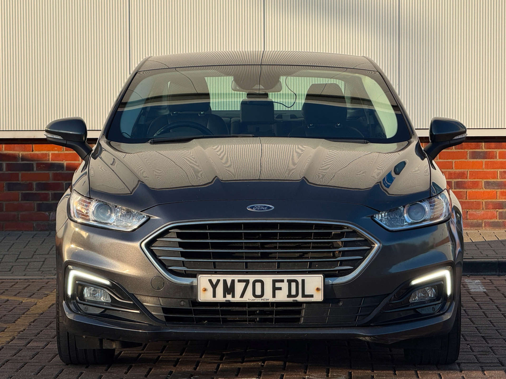 Ford Mondeo Titanium Edition Hev #2