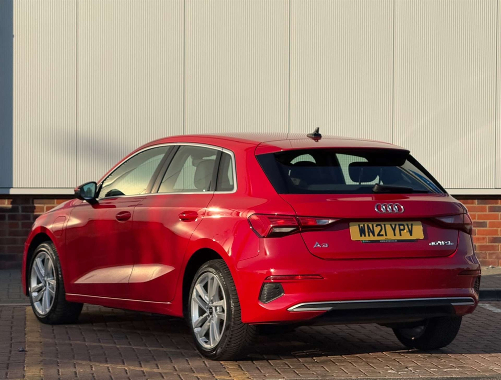 Audi A3 Sportback 40 Tfsi E Sport Red #4