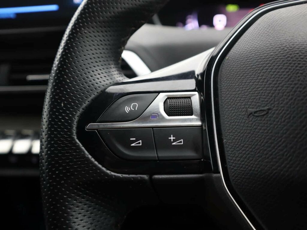 Peugeot 3008 Gt White #21