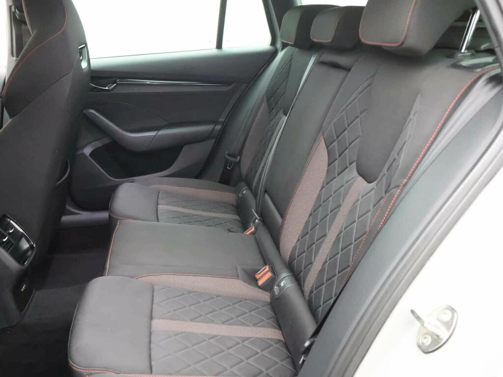 Skoda Octavia 1.0 Tsi Se Technology Euro 6 Ss Silver #11