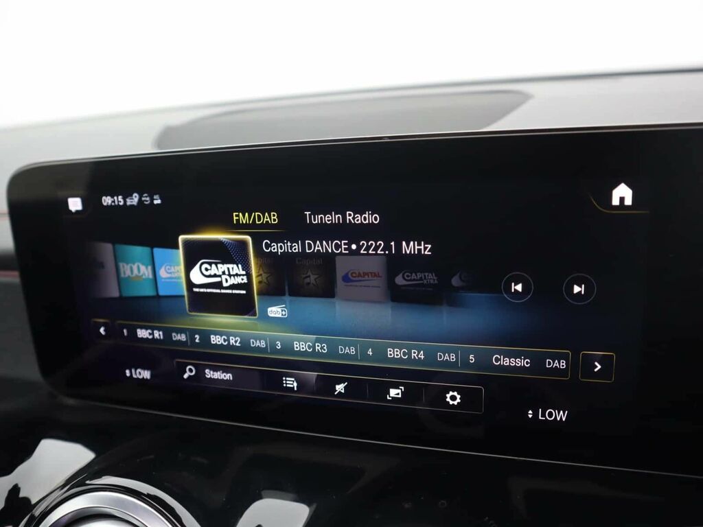 Mercedes-Benz EQB Eqb 300 Amg Line Premium 4Matic Black #15