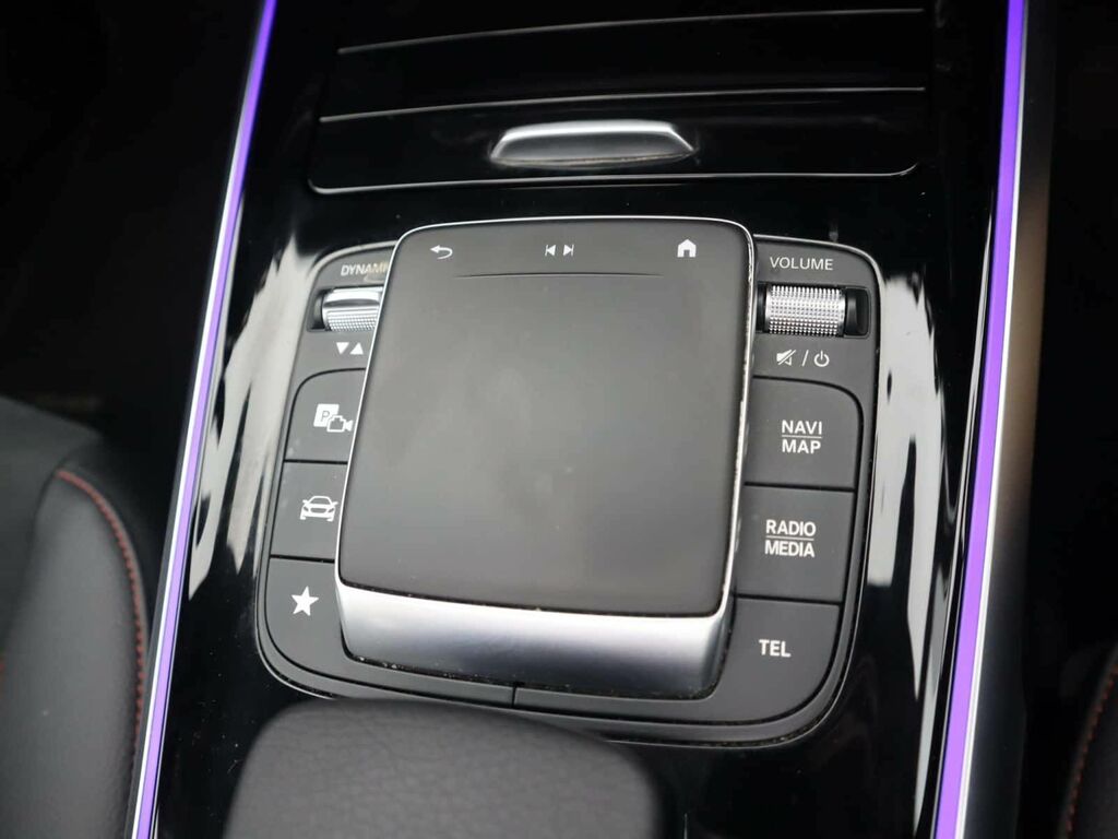 Mercedes-Benz EQB Eqb 300 Amg Line Premium 4Matic Black #20
