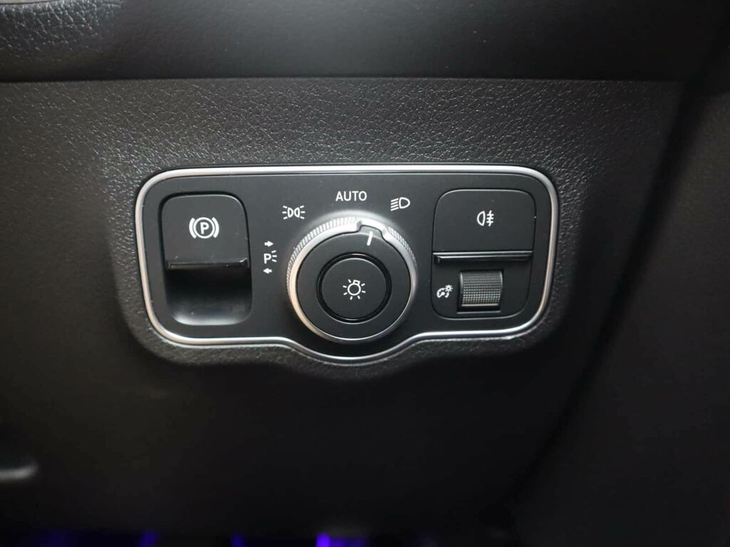 Mercedes-Benz EQB Eqb 300 Amg Line Premium 4Matic Black #25