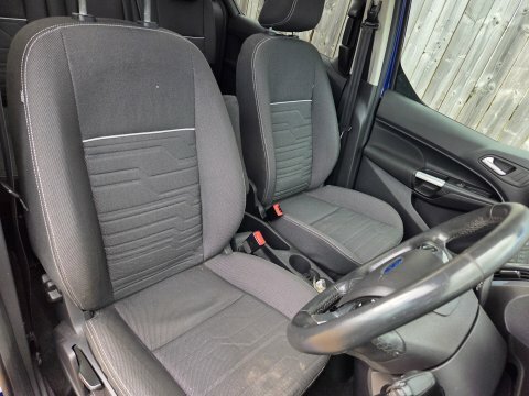 Ford Grand Tourneo Connect 1.6L Titanium Grey #12