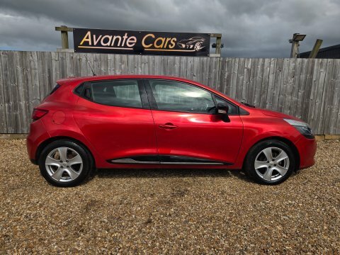 Renault Clio Dynamique Nav 16V SN66OGX Red #2