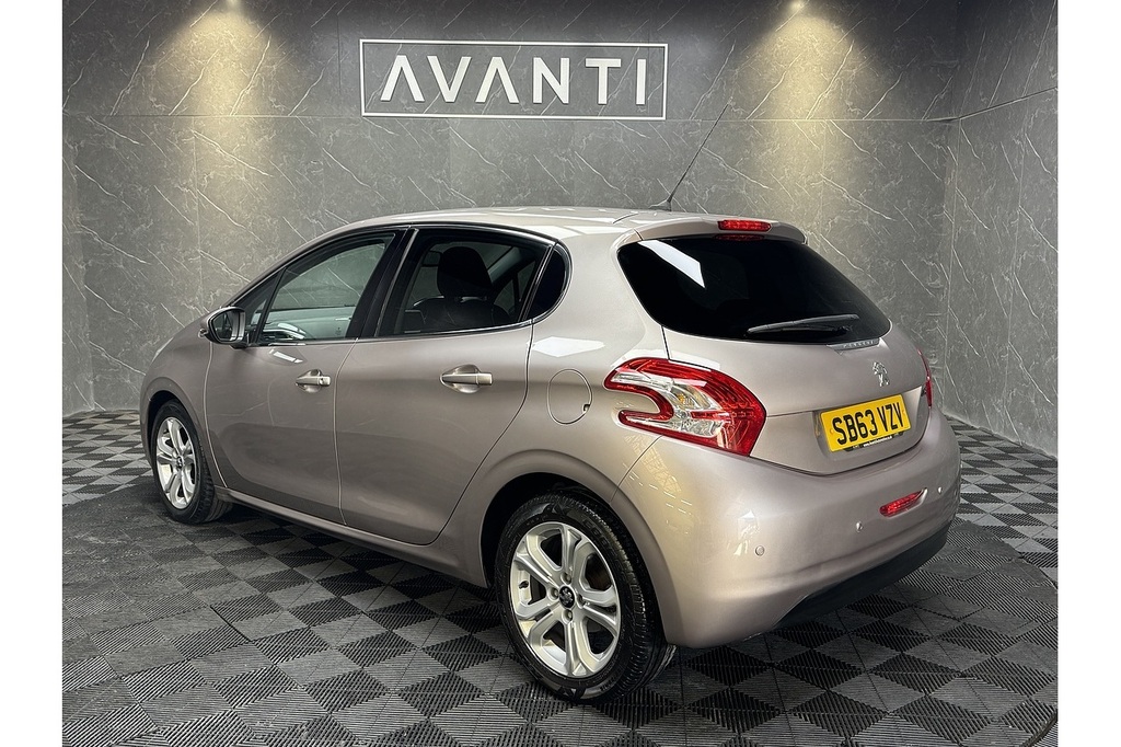 Peugeot 208 Vti Allure U5407 Ulez Pink #5