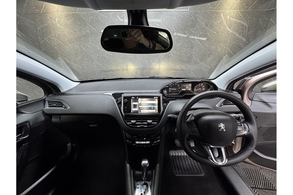 Peugeot 208 1.2 Vti Active Euro #65