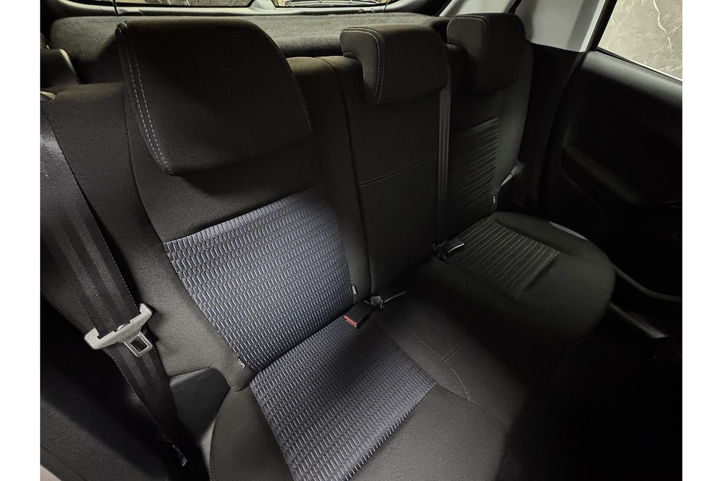 Peugeot 208 1.2 Vti Active Euro #34