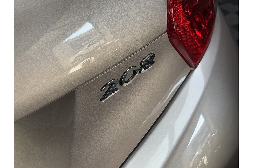 Peugeot 208 1.2 Vti Active Euro #17