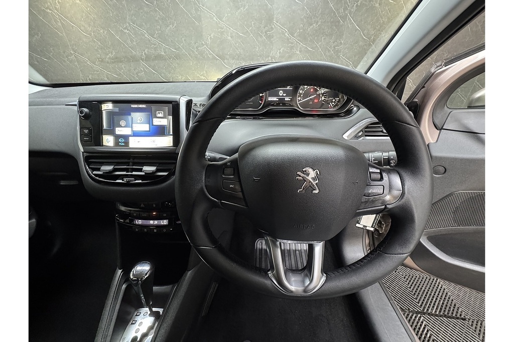 Peugeot 208 1.2 Vti Active Euro #53