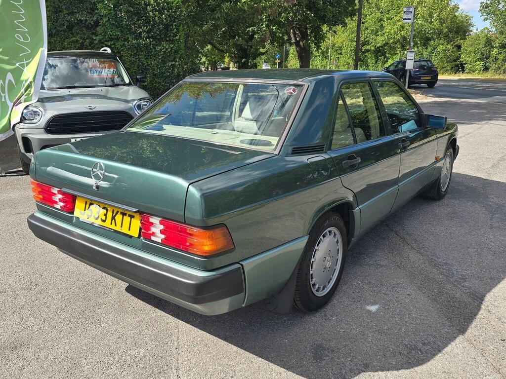 Mercedes-Benz 190 Saloon 2.0 E 1993K #3