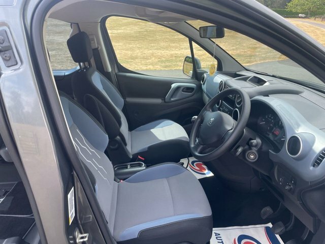 Peugeot Partner Tepee 1.6 E-hdi S Tepee 5 Seat Sold Blue #15