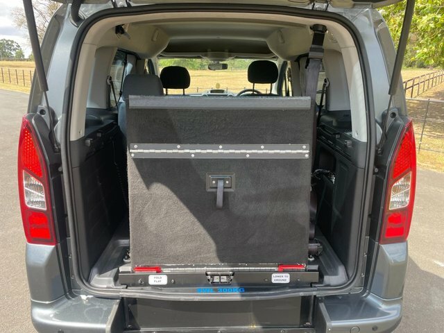 Peugeot Partner Tepee 1.6 E-hdi S Tepee 5 Seat Sold Blue #11